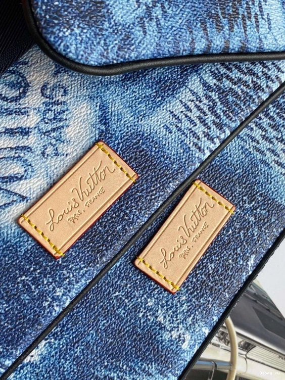 MESSENGER TRIO VUITTON LOUIS 0814
